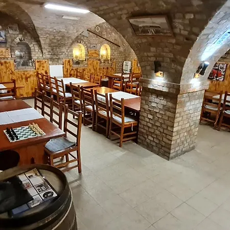 Pitvar Vendeghaz *